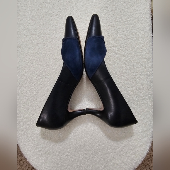 🩵Clarks navy linvale vena leather pointed toe pumps heels women size 6 - Picture 3 of 9